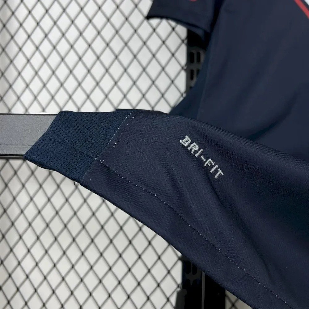 2010 USA Away Retro Football Shirt (Retro) - Image 6