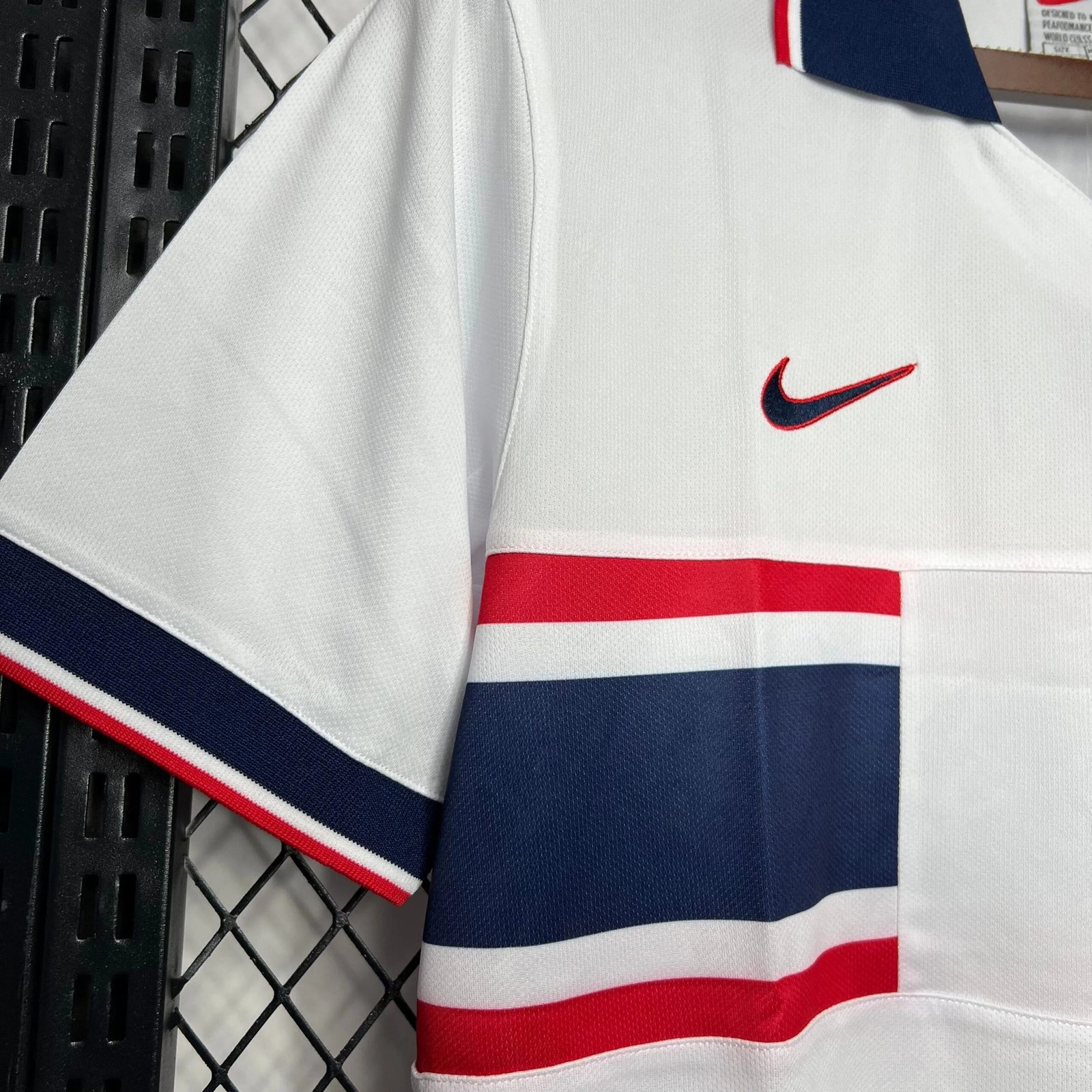 1995 USA Away Retro Football Shirt (Retro) - Image 4