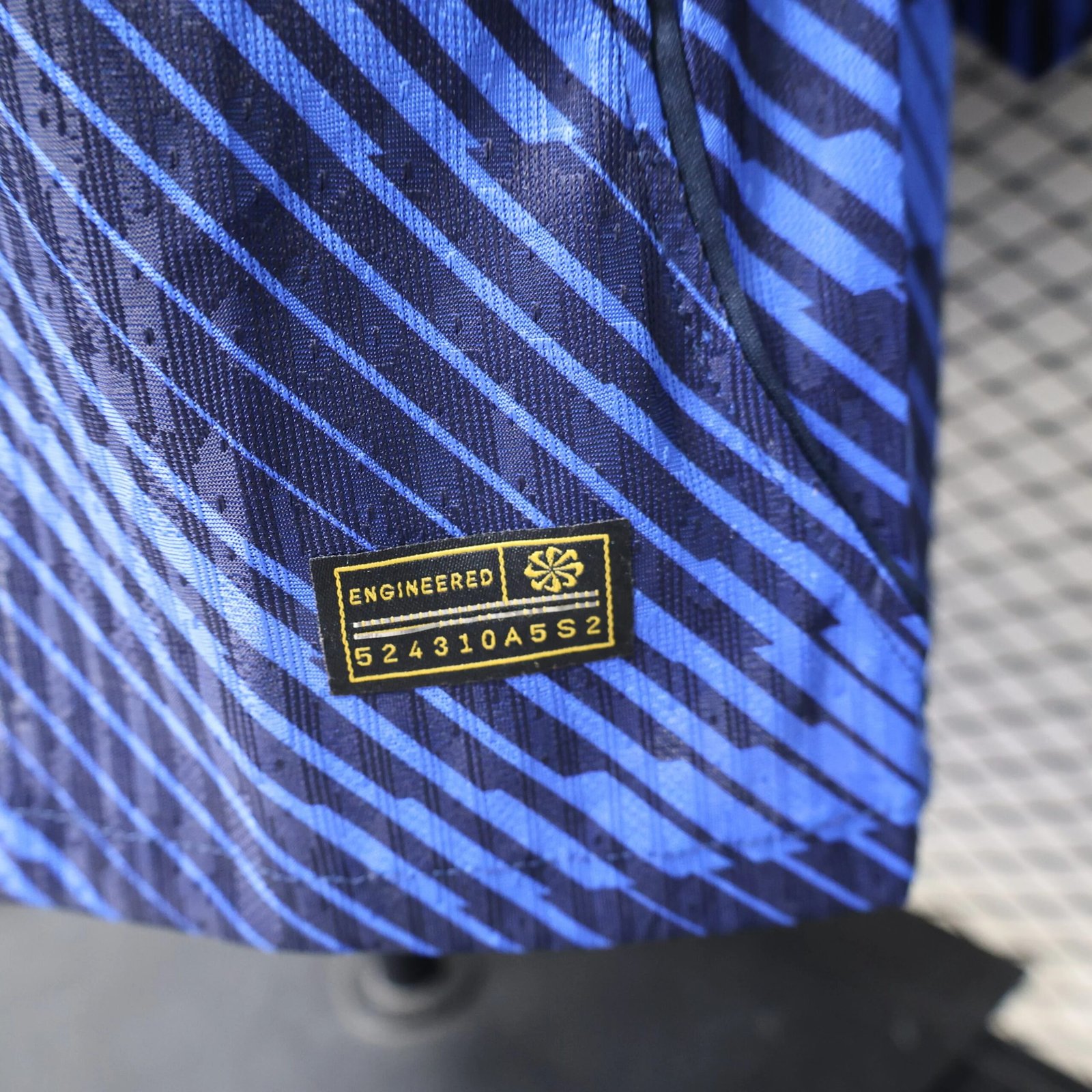 2026 France Home Long Sleeved Football Shirt (Player Edition) - Image 10