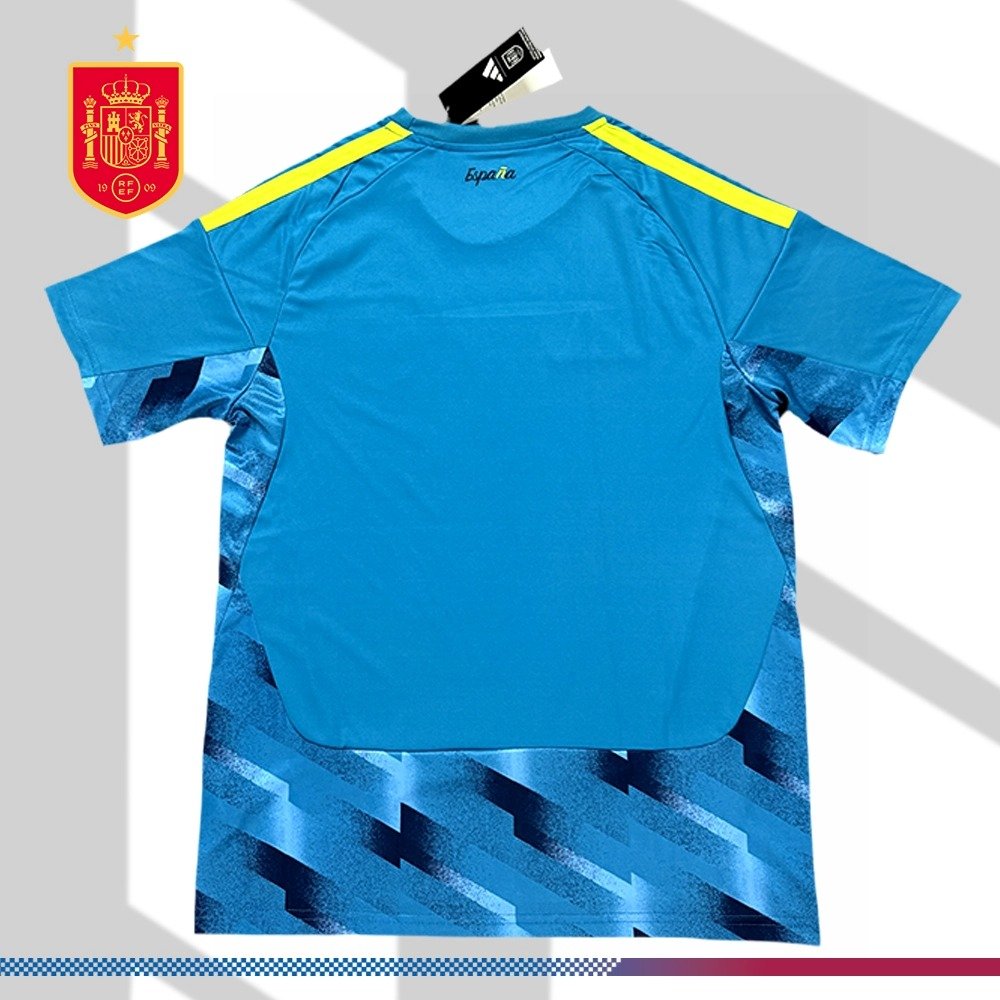 2026 Spain Goalkeeper Football Shirt (Fan Edition) - Image 2