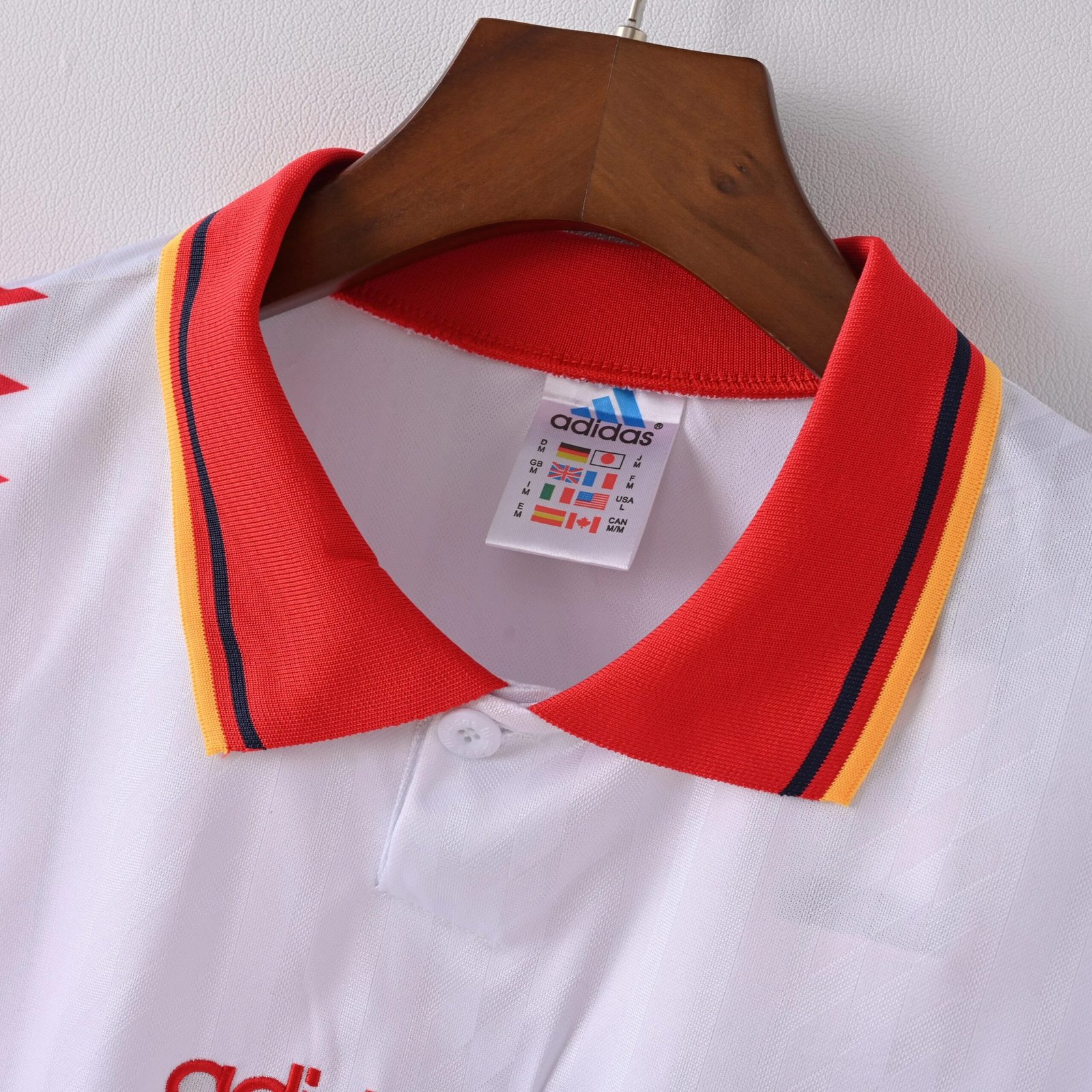 1994 Spain Away Retro Football Shirt - Image 3