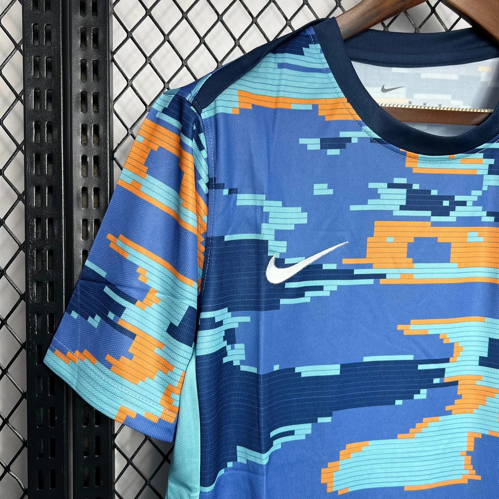 2024_2025 Netherlands Pre-competition Training Football Shirt (Fan Edition) - Image 3