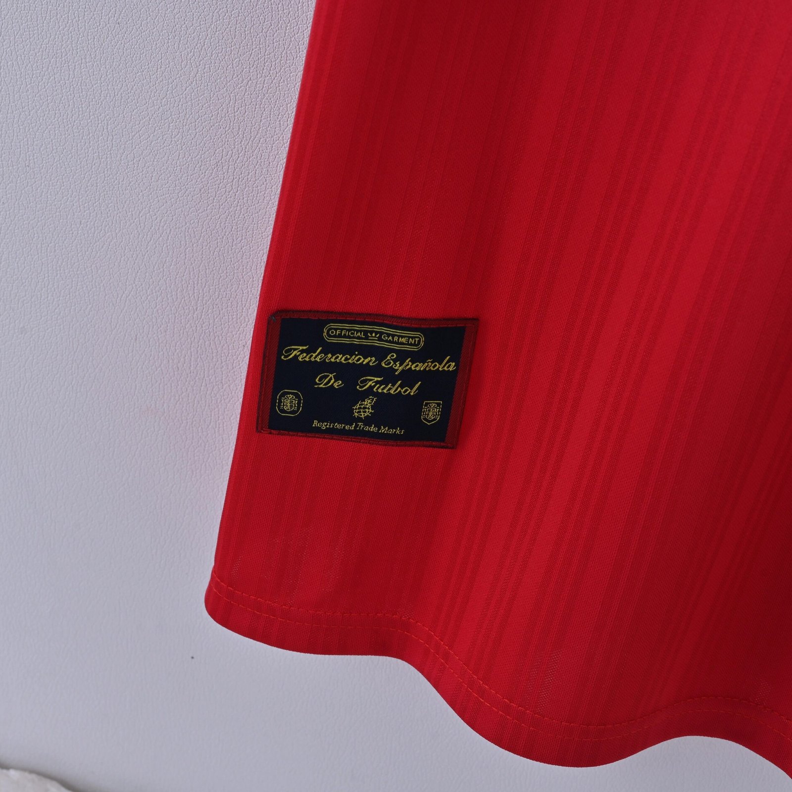 1996 Spain Home Retro Football Shirt - Image 6