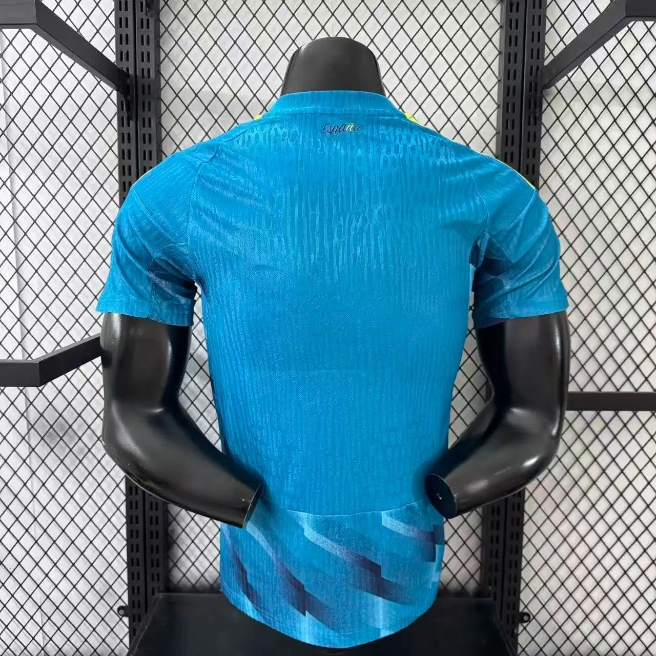 2026 Spain Goalkeeper Football Shirt (Player Edition) - Image 4