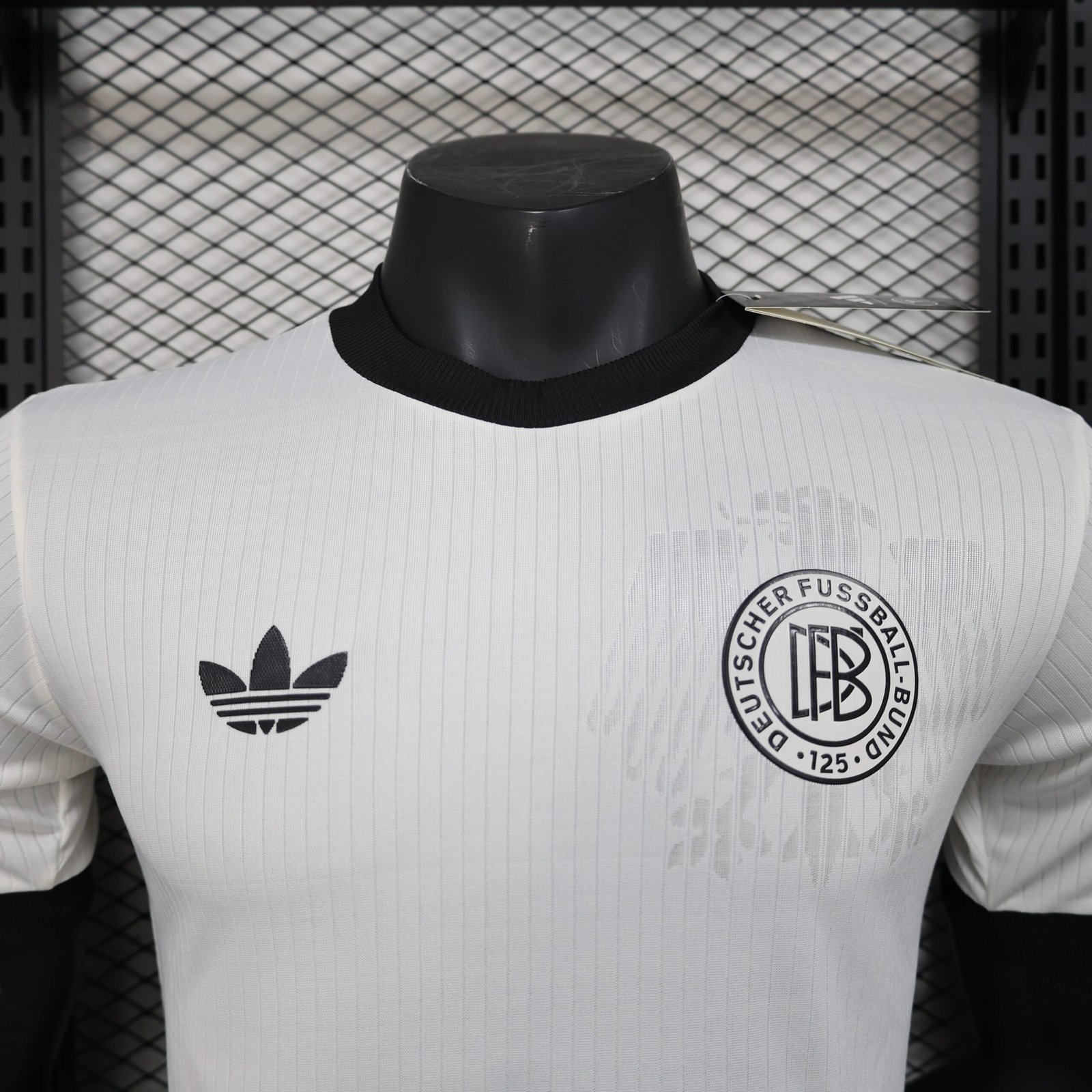 2025_2026 Germany 125th Anniversary Edition Football Shirt (Player Edition) - Image 3