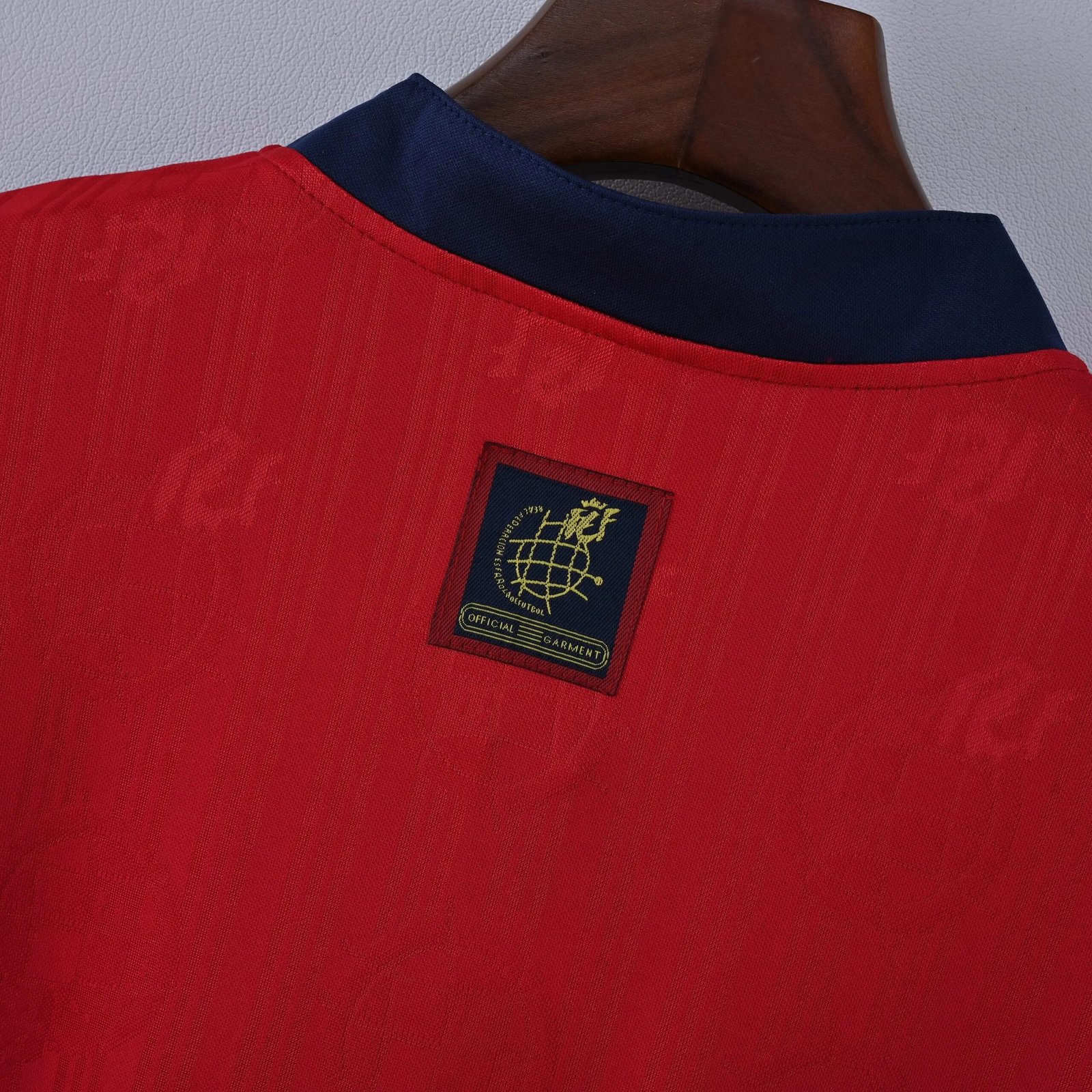 1996 Spain Home Retro Football Shirt - Image 4