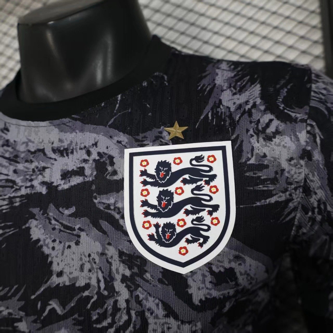 2026 England Special Edition Football Shirt (Player Edition) - Image 4