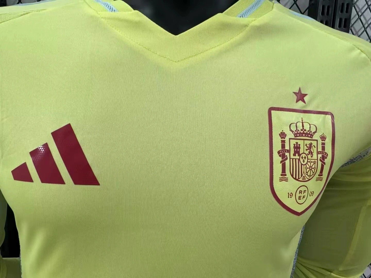 2024_2025 Spain Away Long Sleeved Football Shirt (Player Edition) - Image 6
