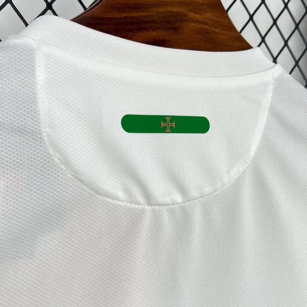 2006 Portugal Away Retro Football Shirt - Image 3