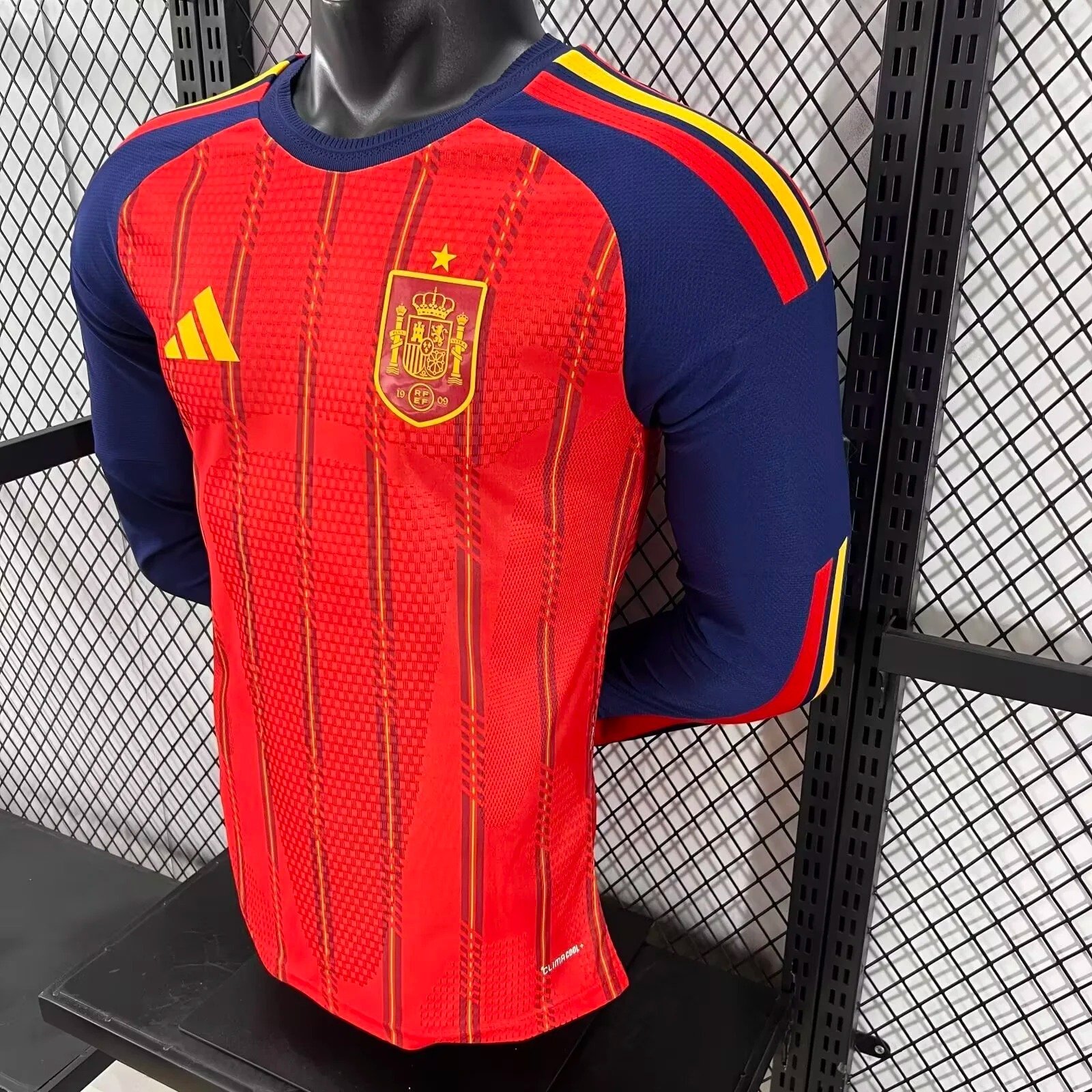 2026 Spain Home Long-Sleeve Football Jersey (Player Version) - Image 4