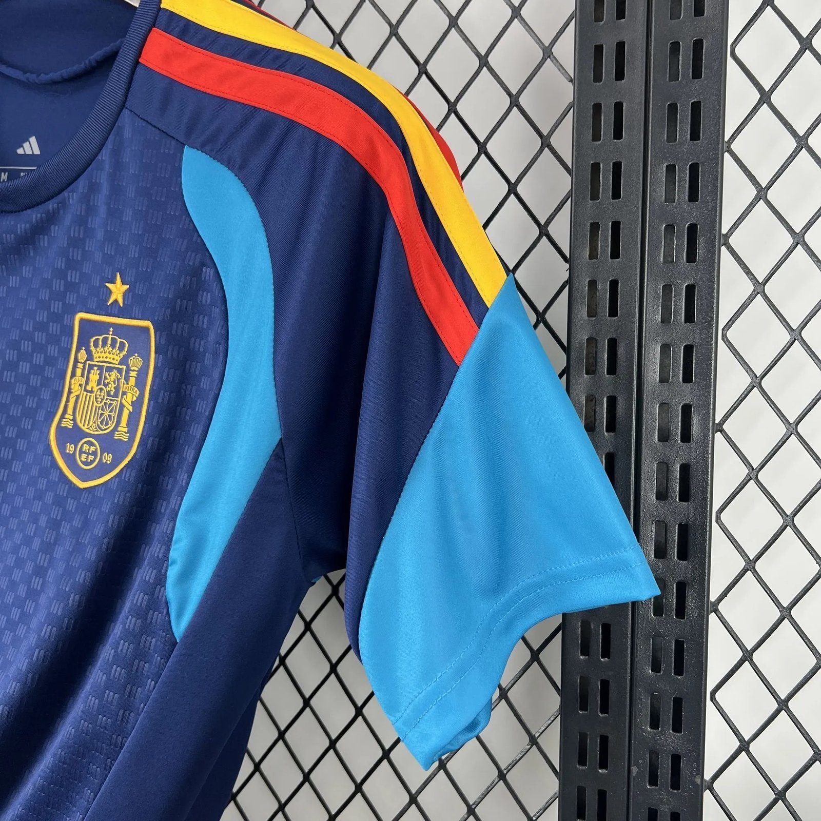 2026 Spain Pre-match Training Football Shirt (Fan Edition) - Image 3