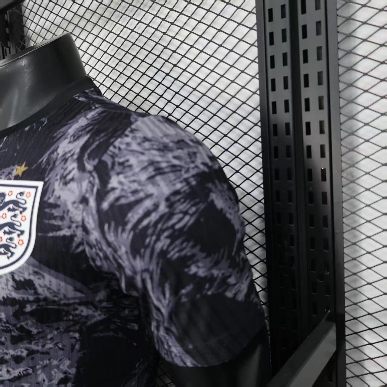 2026 England Special Edition Football Shirt (Player Edition) - Image 6