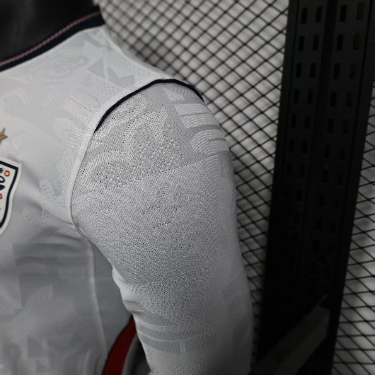 2026 England Home long sleeves Football Jersey (Players) - Image 5
