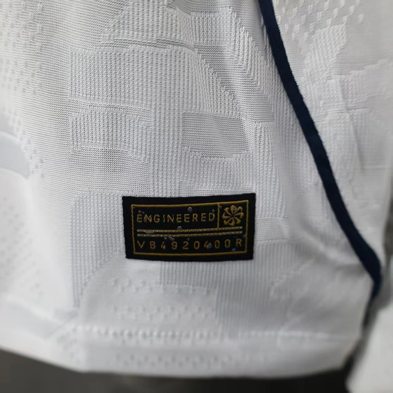 2026 England Home long sleeves Football Jersey (Players) - Image 8