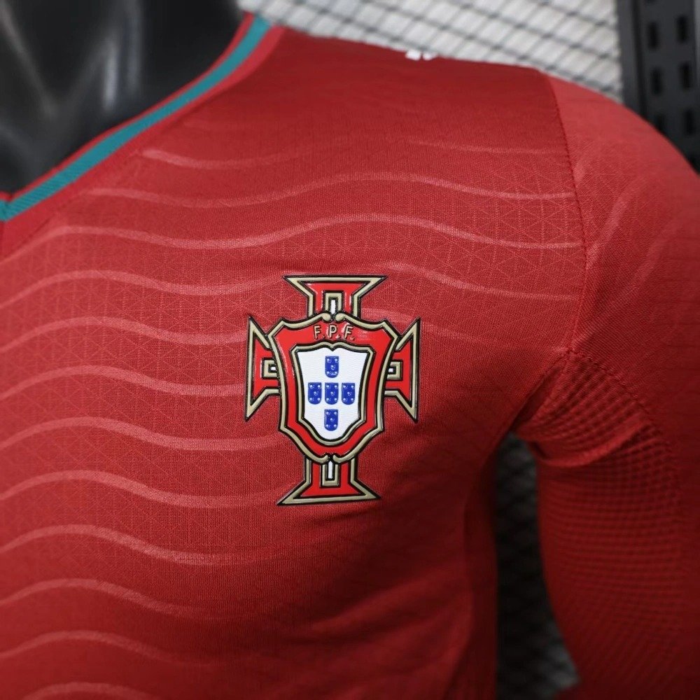 2026 Portugal Home long sleeves Football Shirt (player version) - Image 5