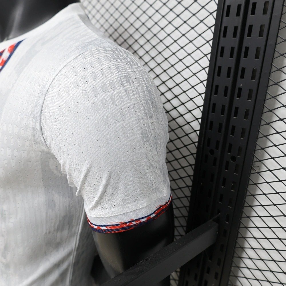 2026 England Special Edition Football Shirt (Player Edition) - Image 3