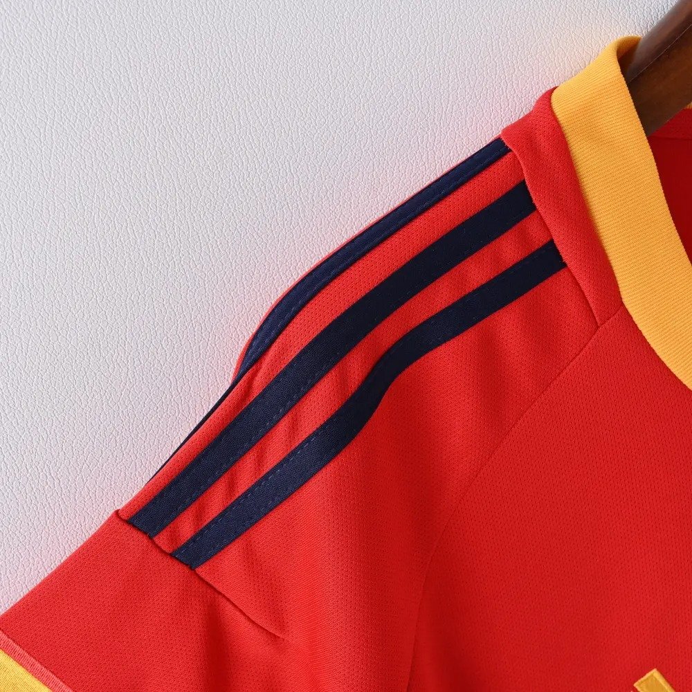 2002 Spain Home Retro Football Shirt - Image 3